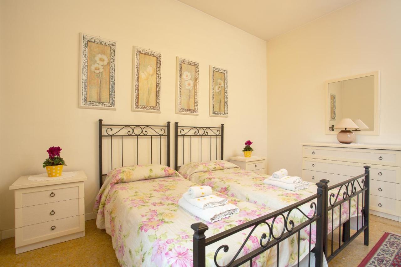 La Castellana Apartment Бергамо Екстериор снимка