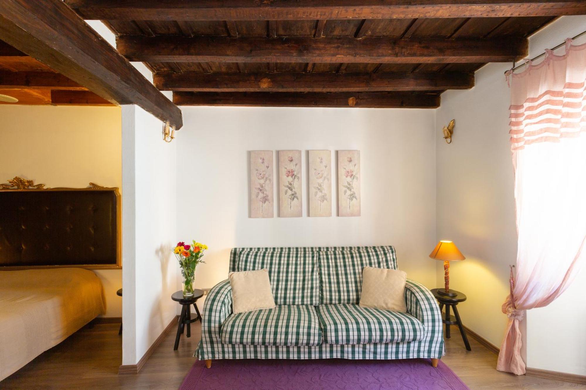 La Castellana Apartment Бергамо Екстериор снимка