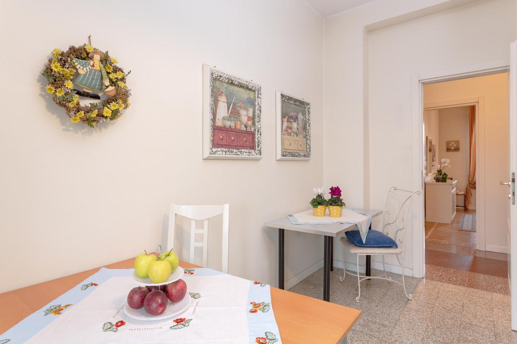 La Castellana Apartment Бергамо Екстериор снимка