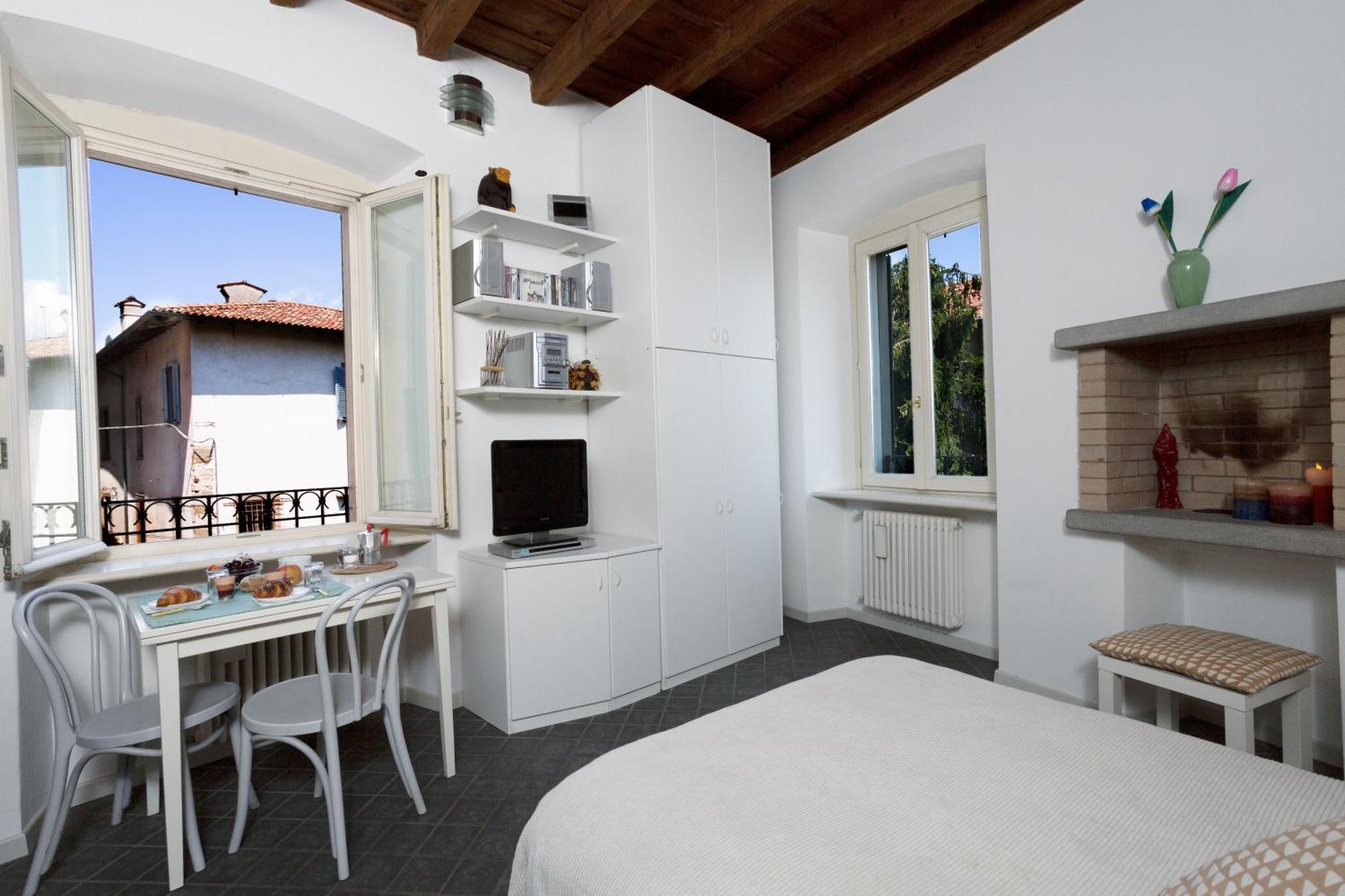 La Castellana Apartment Бергамо Екстериор снимка