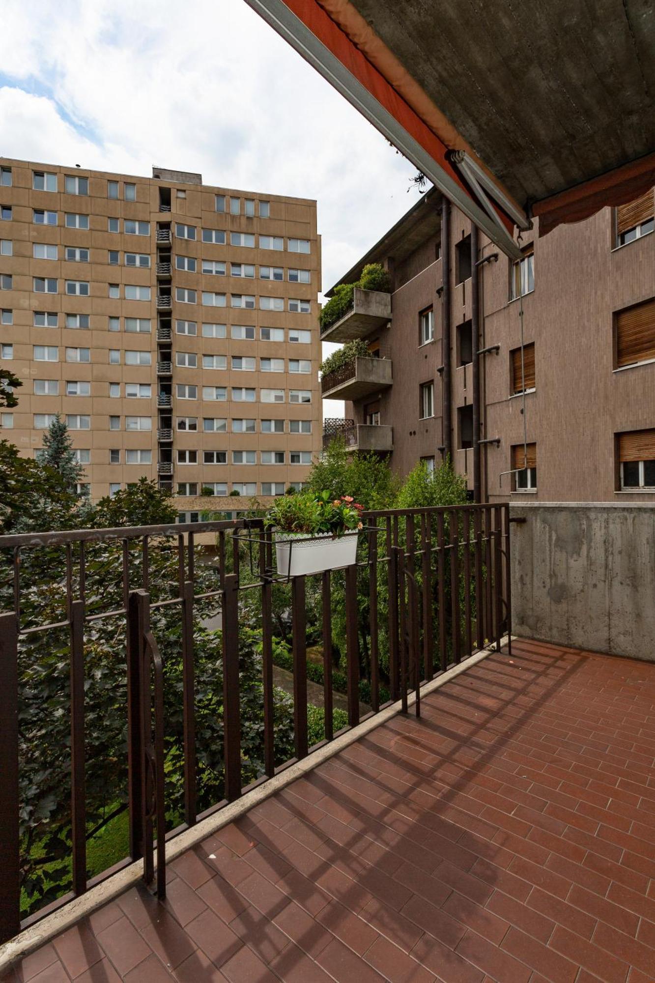 La Castellana Apartment Бергамо Екстериор снимка