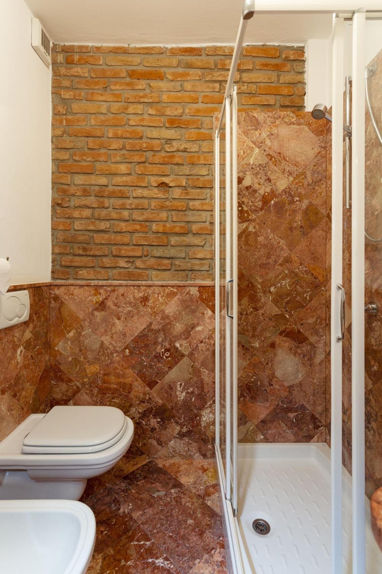 La Castellana Apartment Бергамо Екстериор снимка